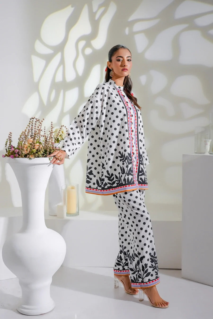 Raven - Beautiful Short Shirt with Printed Trousers