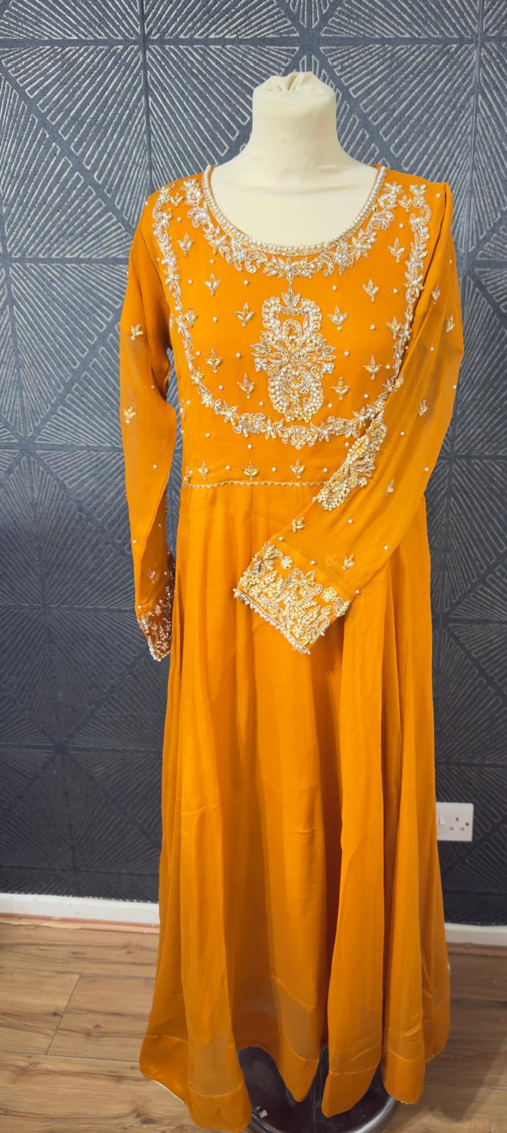 Pearl Gala Chiffon Party-wear