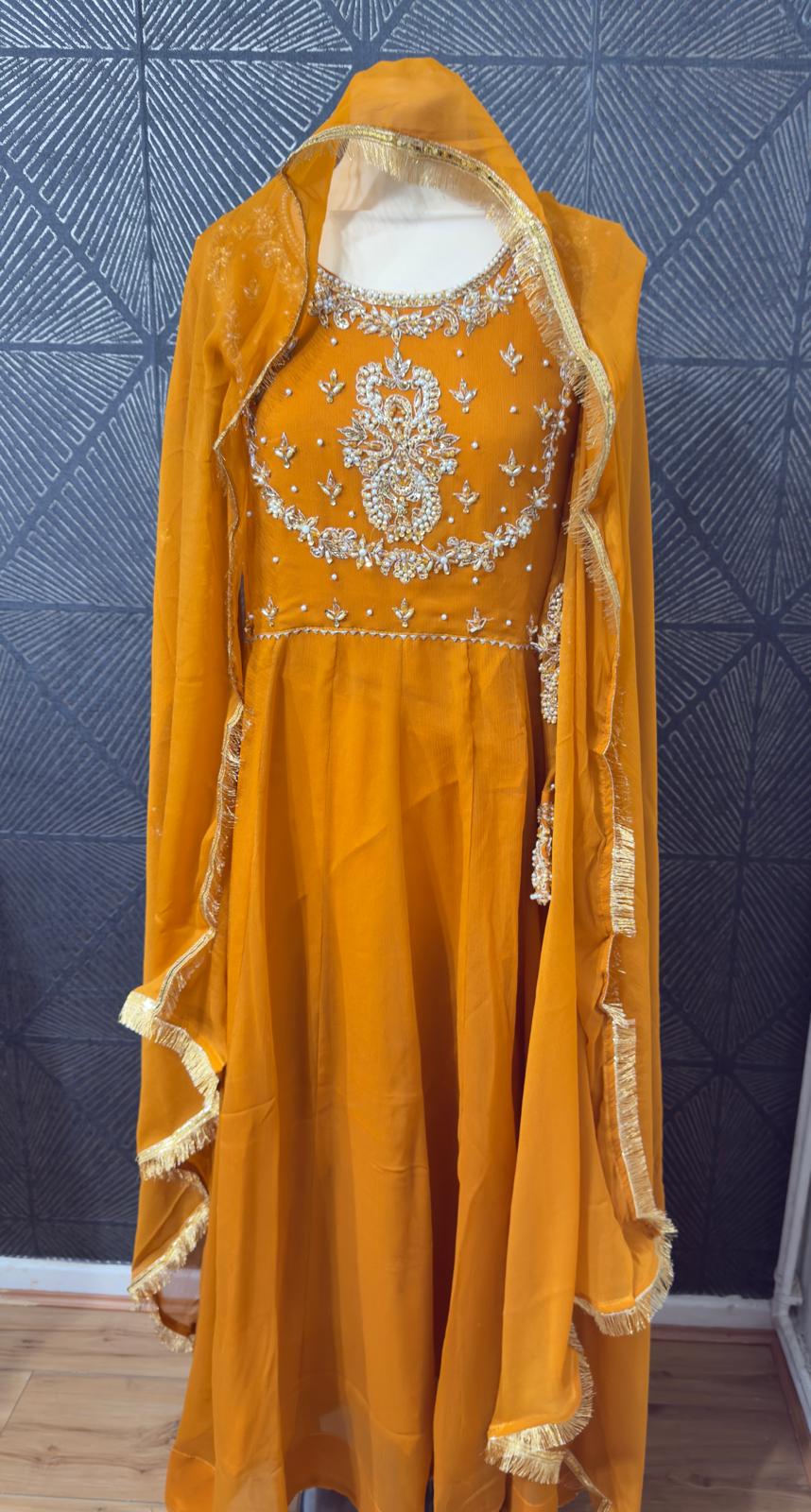 Pearl Gala Chiffon Party-wear