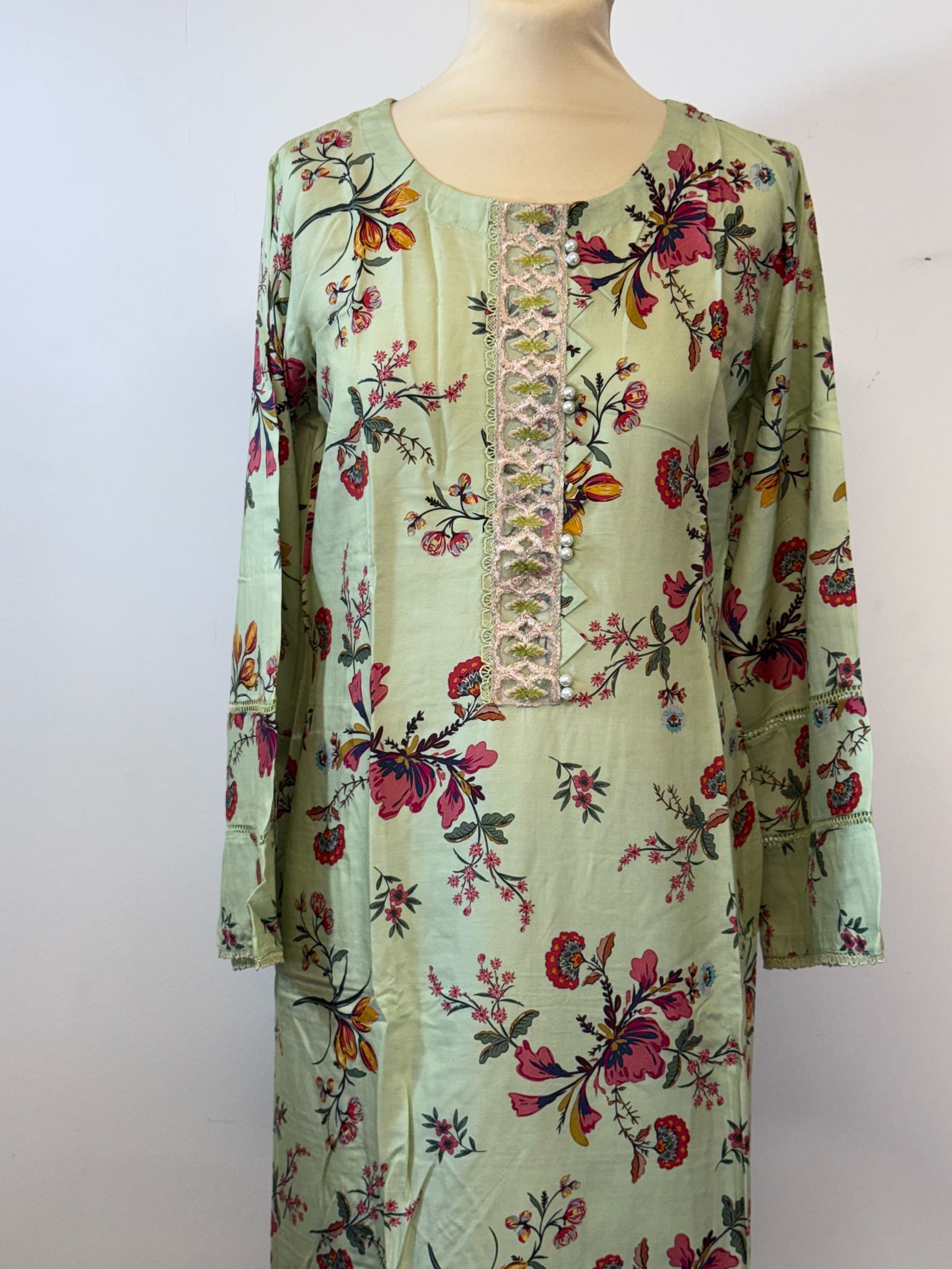 Linen 3pc floral green printed suit 2001
